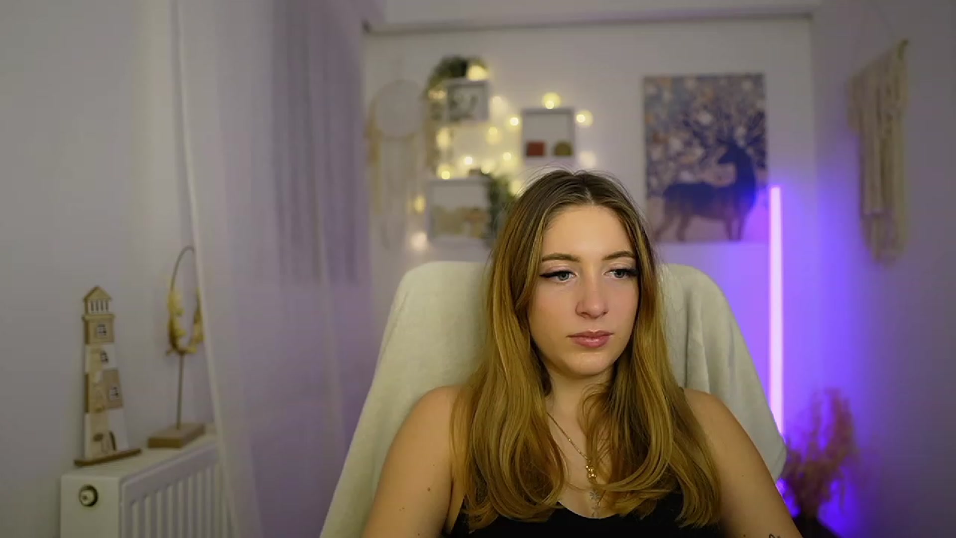 Gallery image thumbnail from Tina_Nappi18's myfreecams stream on, 01/25/2024, 17:14 image 1 of 20
