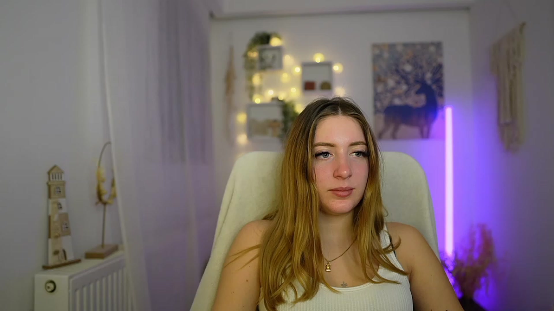 Gallery image thumbnail from Tina_Nappi18's myfreecams stream on, 01/26/2024, 18:16 image 3 of 20
