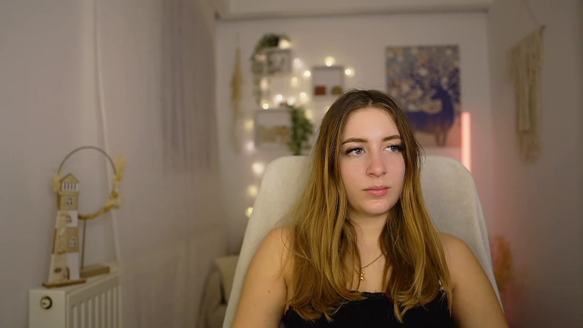 Gallery image thumbnail from Tina_Nappi18's myfreecams stream on, 01/29/2024, 16:41 image 4 of 20
