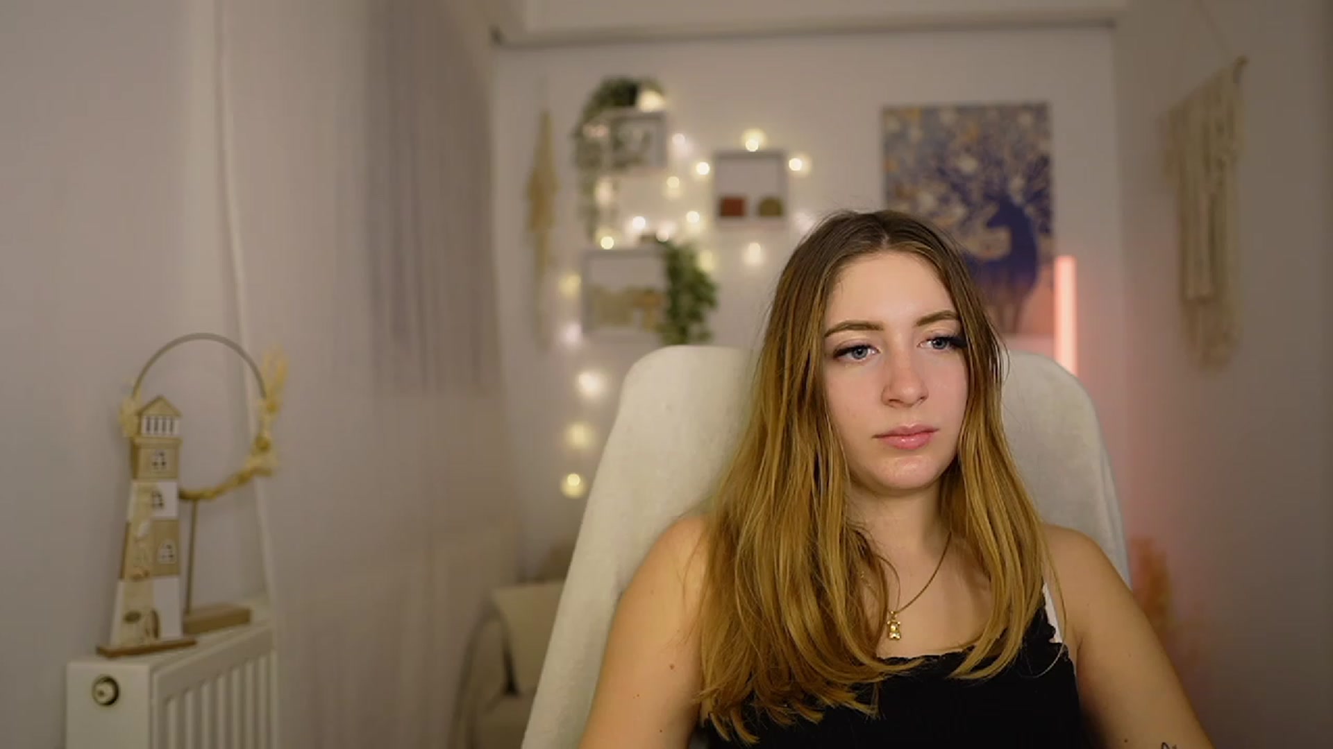 Gallery image thumbnail from Tina_Nappi18's myfreecams stream on, 01/29/2024, 16:41 image 11 of 20