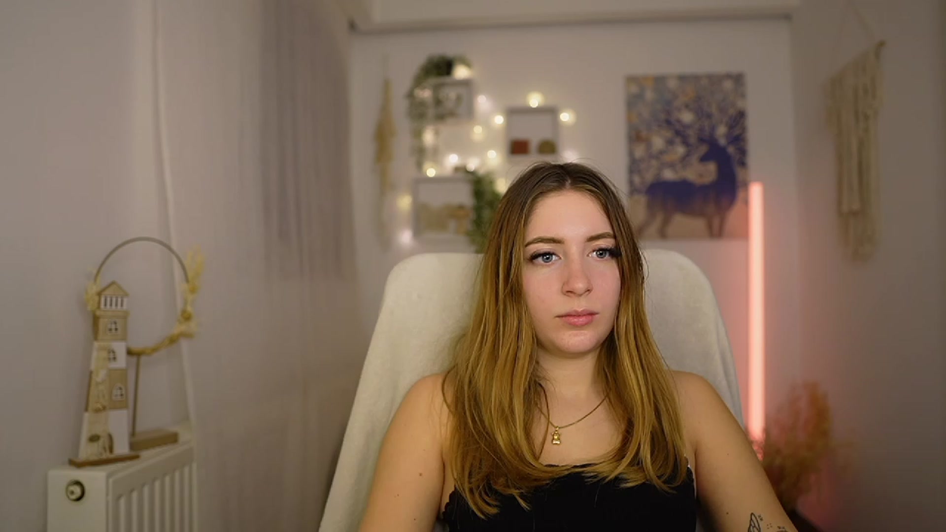 Gallery image thumbnail from Tina_Nappi18's myfreecams stream on, 01/29/2024, 16:41 image 17 of 20