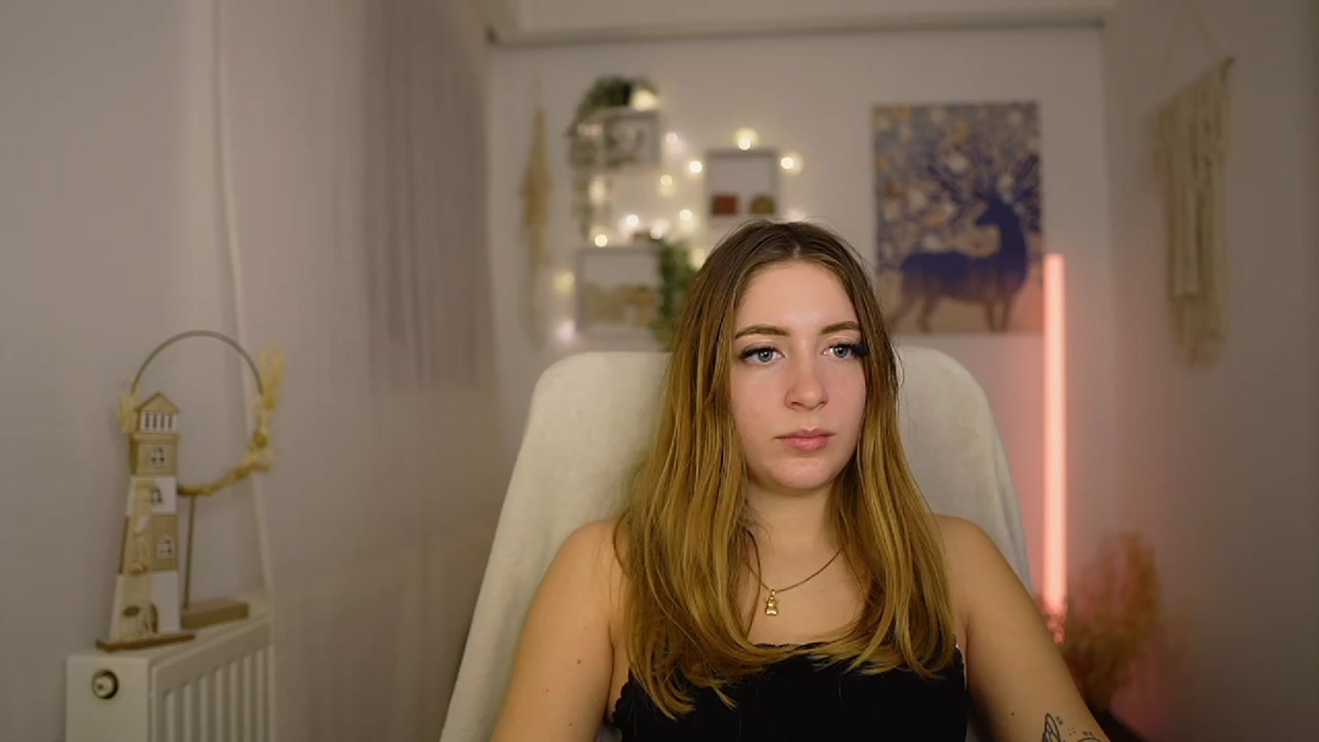 Gallery image thumbnail from Tina_Nappi18's myfreecams stream on, 01/29/2024, 16:41 image 16 of 20