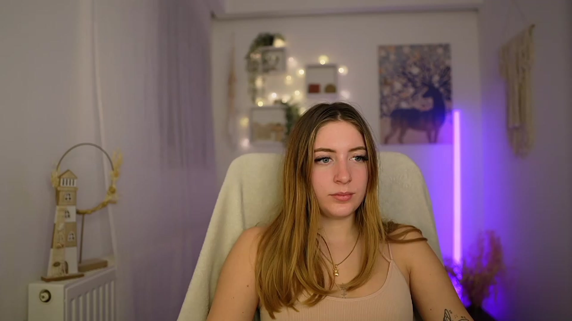 Gallery image thumbnail from Tina_Nappi18's myfreecams stream on, 01/30/2024, 18:46 image 12 of 20