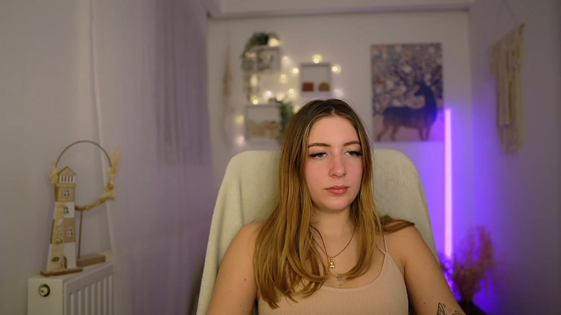 Gallery image thumbnail from Tina_Nappi18's myfreecams stream on, 01/30/2024, 18:46 image 10 of 20