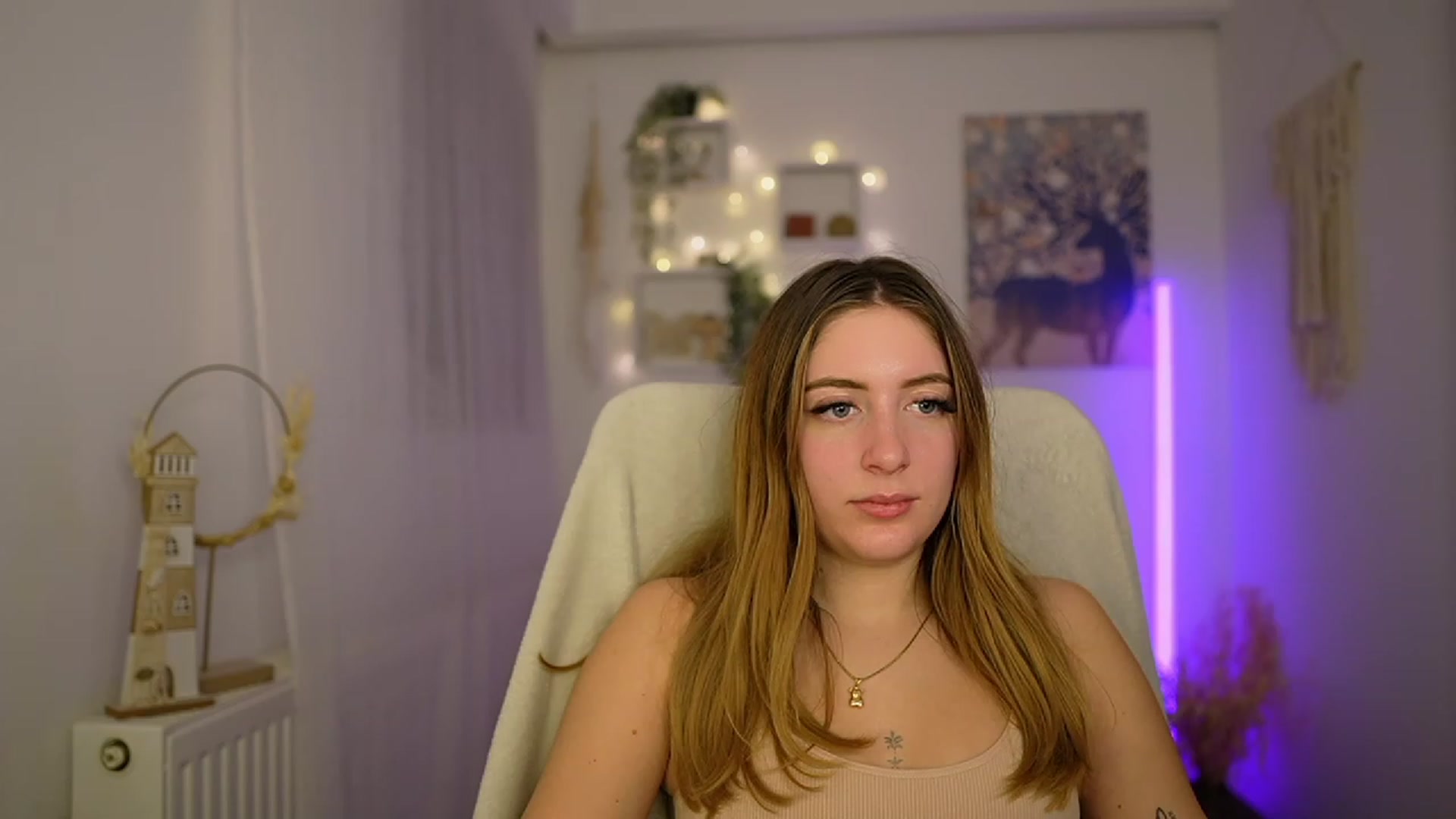 Gallery image thumbnail from Tina_Nappi18's myfreecams stream on, 01/30/2024, 18:46 image 5 of 20