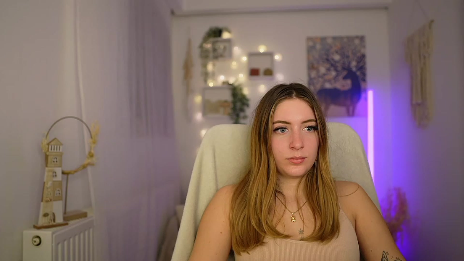 Gallery image thumbnail from Tina_Nappi18's myfreecams stream on, 01/30/2024, 18:46 image 16 of 20
