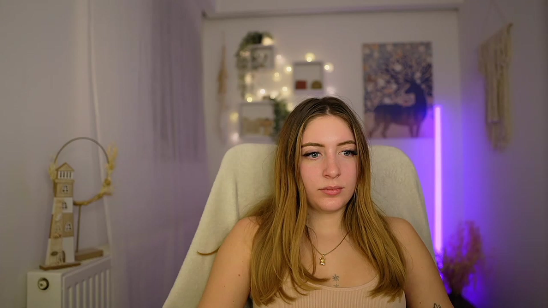 Gallery image thumbnail from Tina_Nappi18's myfreecams stream on, 01/30/2024, 18:46 image 6 of 20