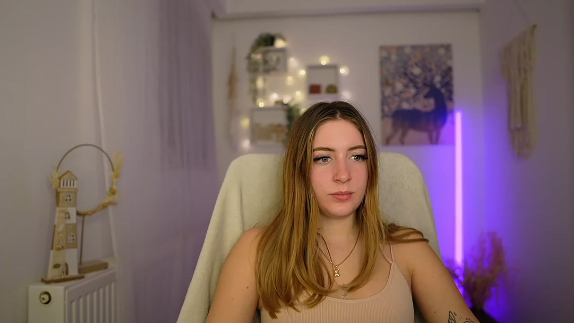 Gallery image thumbnail from Tina_Nappi18's myfreecams stream on, 01/30/2024, 18:46 image 11 of 20