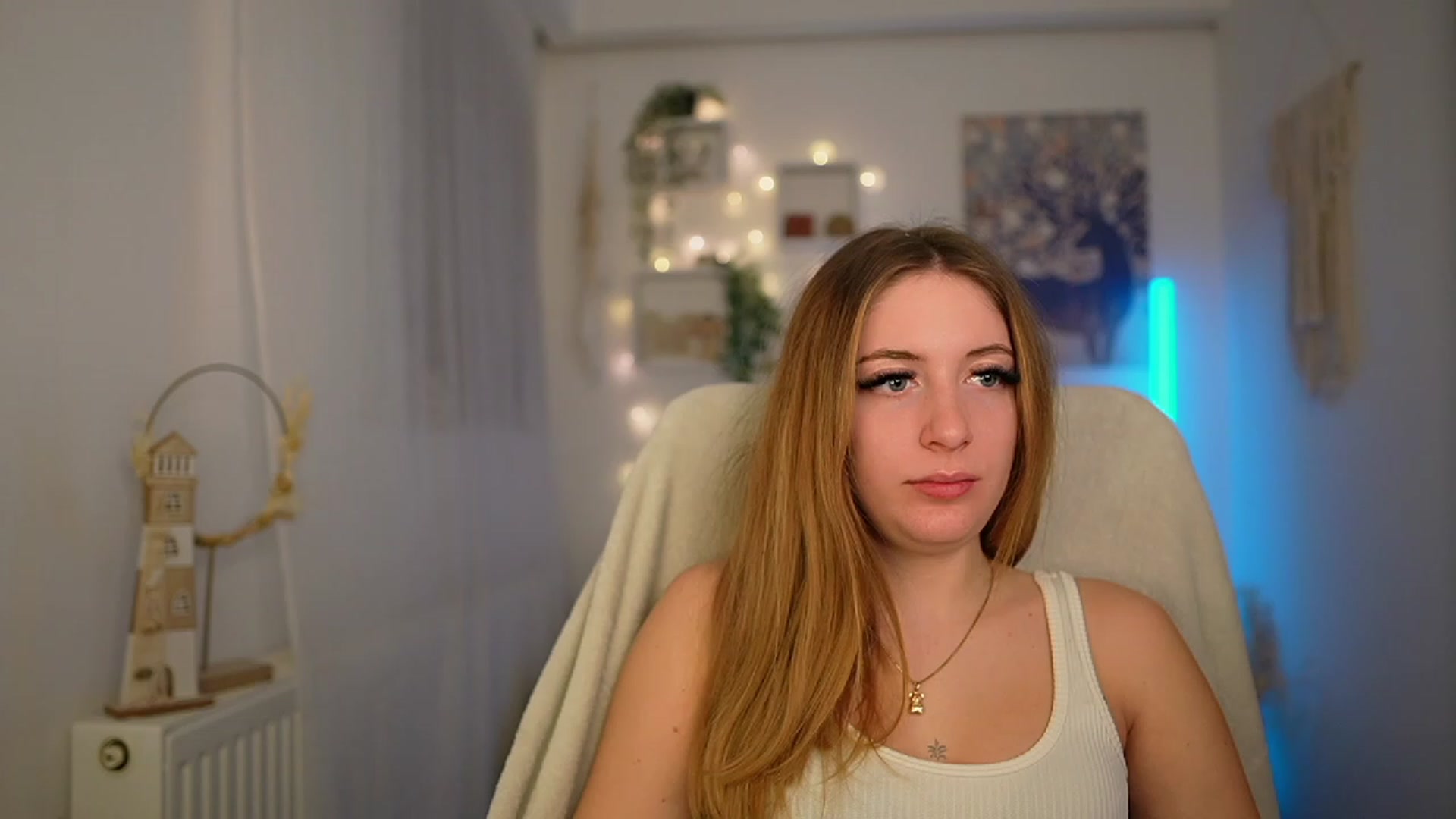 Gallery image thumbnail from Tina_Nappi18's myfreecams stream on, 01/31/2024, 18:43 image 3 of 20