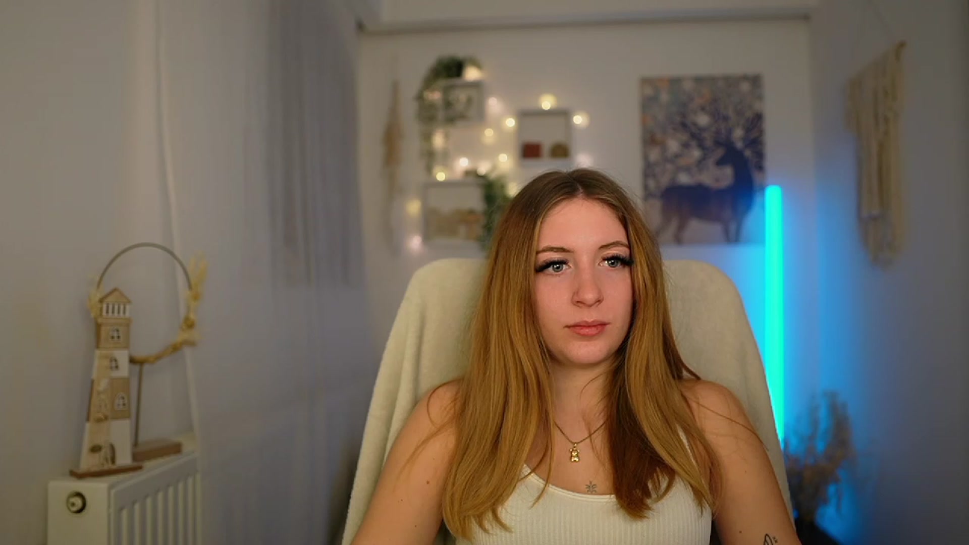 Gallery image thumbnail from Tina_Nappi18's myfreecams stream on, 01/31/2024, 18:43 image 15 of 20