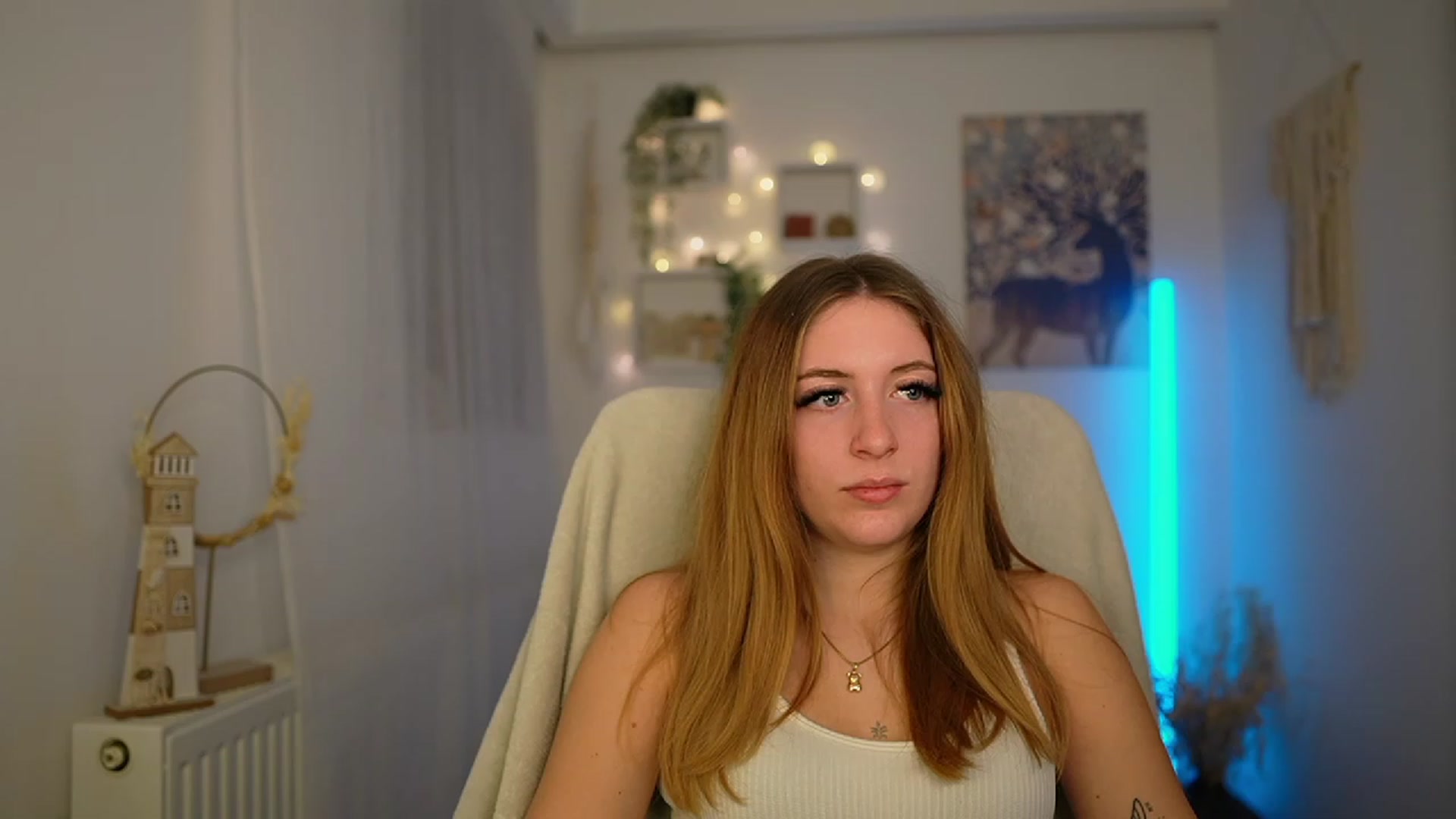 Gallery image thumbnail from Tina_Nappi18's myfreecams stream on, 01/31/2024, 18:43 image 17 of 20