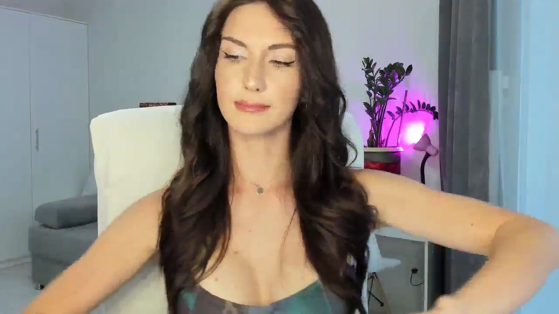 Gallery image thumbnail from Tina_candy's myfreecams stream on, 08/30/2025, 05:40 image 6 of 20