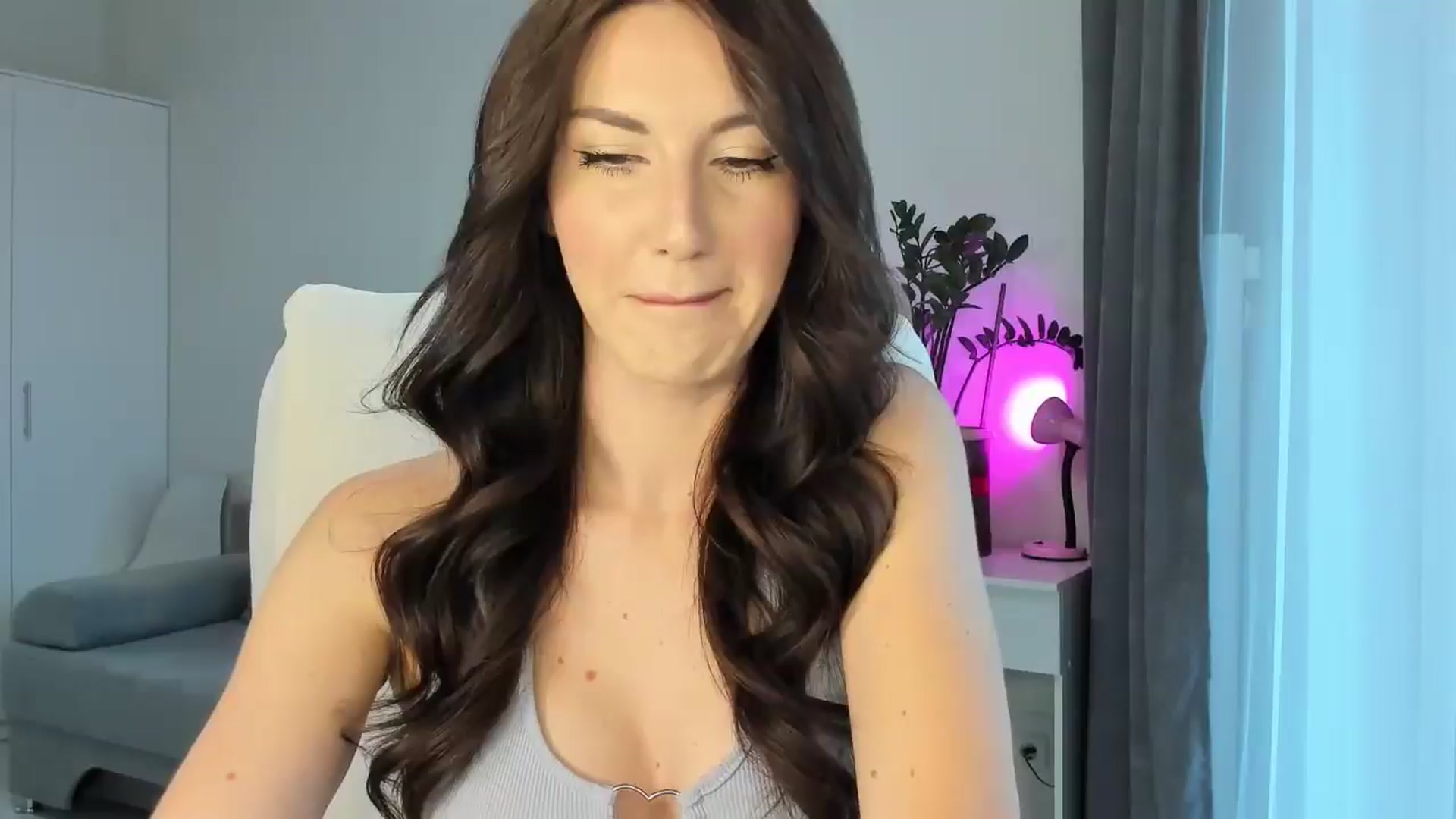 Gallery image thumbnail from Tina_candy's myfreecams stream on, 10/15/2025, 05:18 image 1 of 20