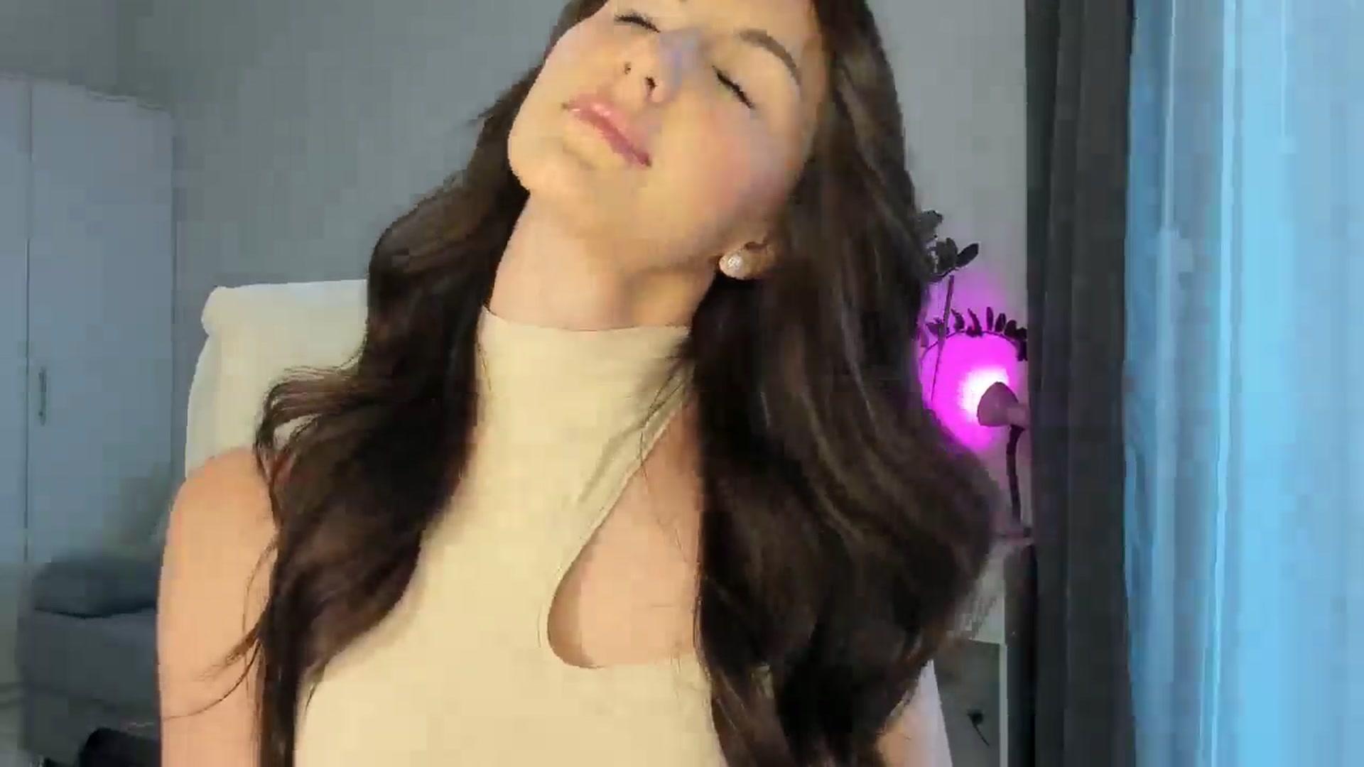 Gallery image thumbnail from Tina_candy's myfreecams stream on, 11/03/2025, 05:44 image 16 of 20