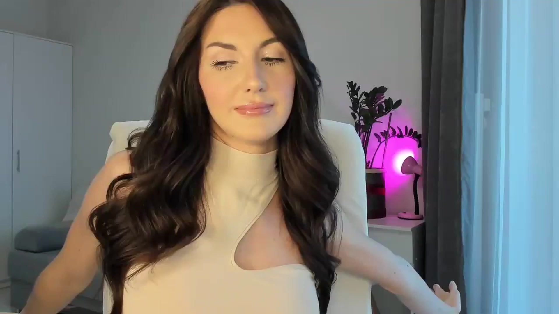 Gallery image thumbnail from Tina_candy's myfreecams stream on, 11/03/2025, 05:44 image 1 of 20