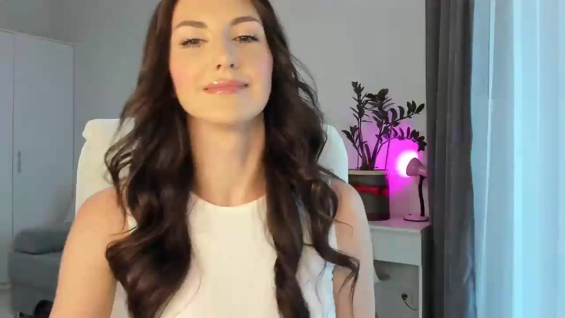 Gallery image thumbnail from Tina_candy's myfreecams stream on, 11/04/2025, 05:48 image 2 of 20