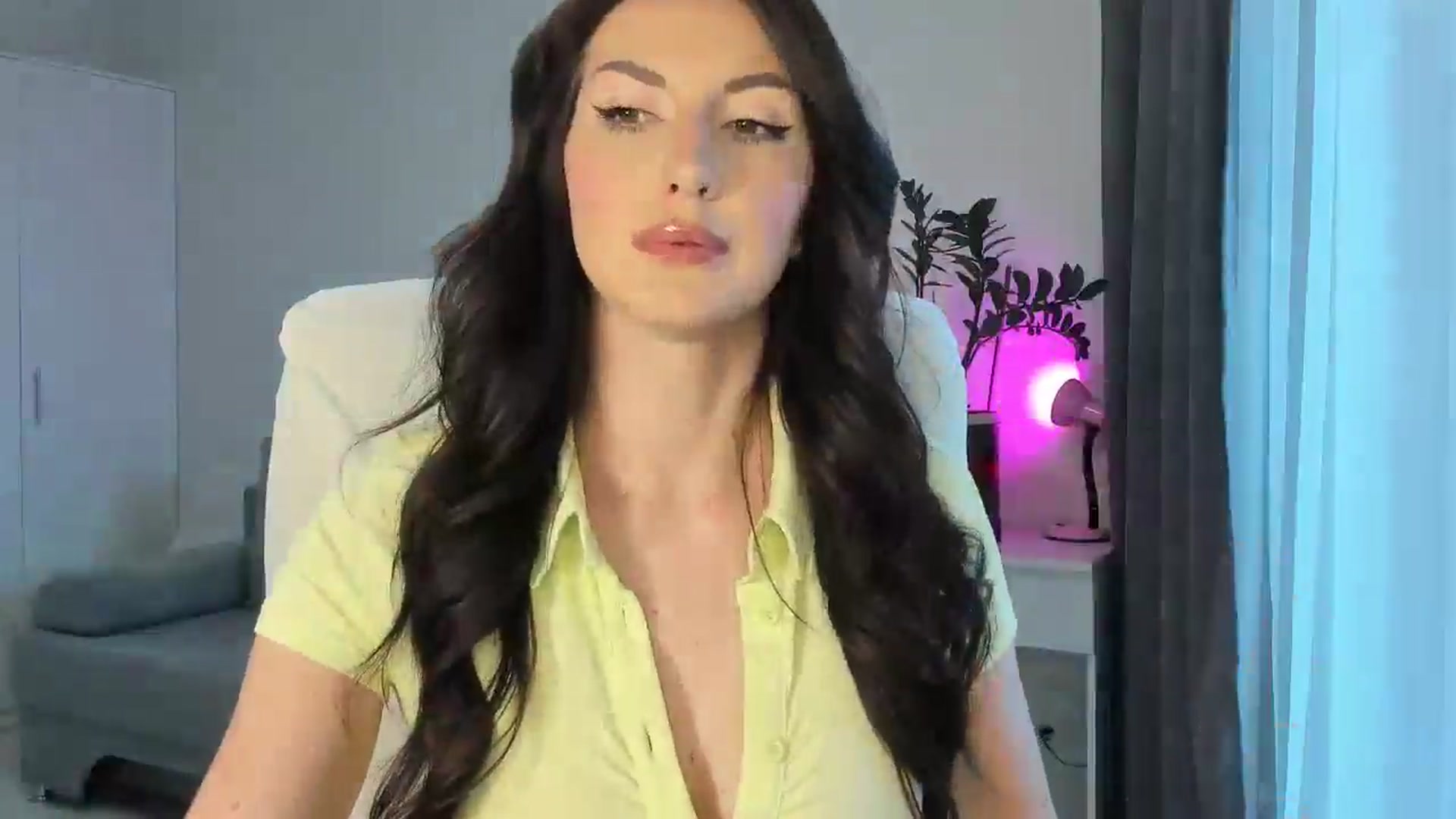 Gallery image thumbnail from Tina_candy's myfreecams stream on, 12/12/2025, 04:49 image 2 of 20