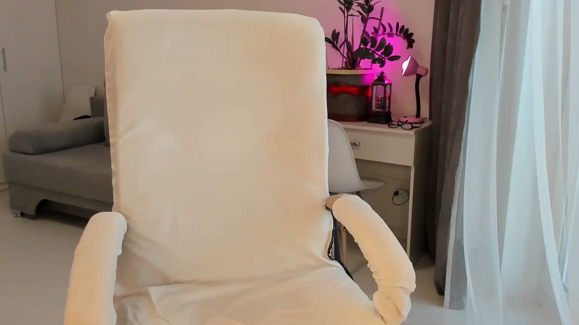 Gallery image thumbnail from Tina_candy's myfreecams stream on, 01/13/2026, 05:29 image 10 of 20