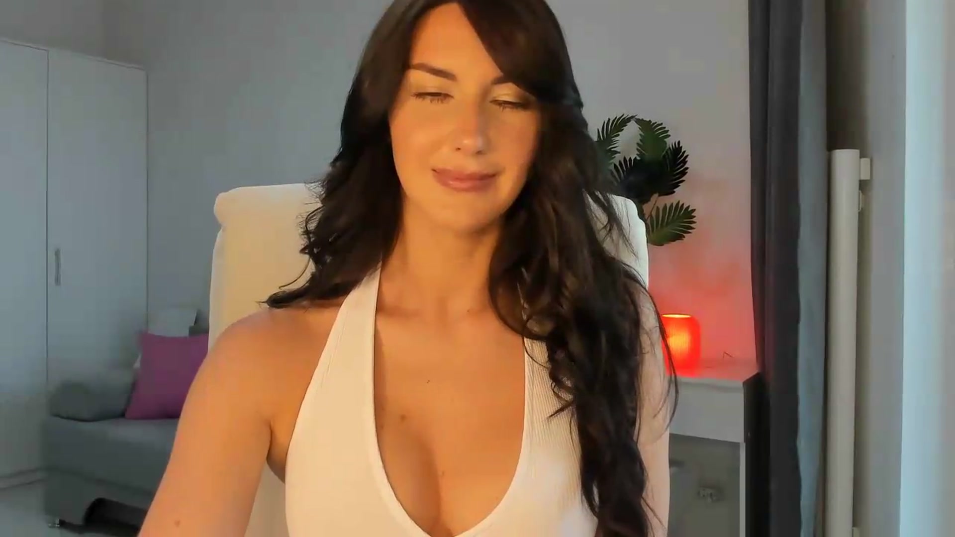 Gallery image thumbnail from Tina_candy's myfreecams stream on, 06/16/2026, 06:09 image 16 of 20