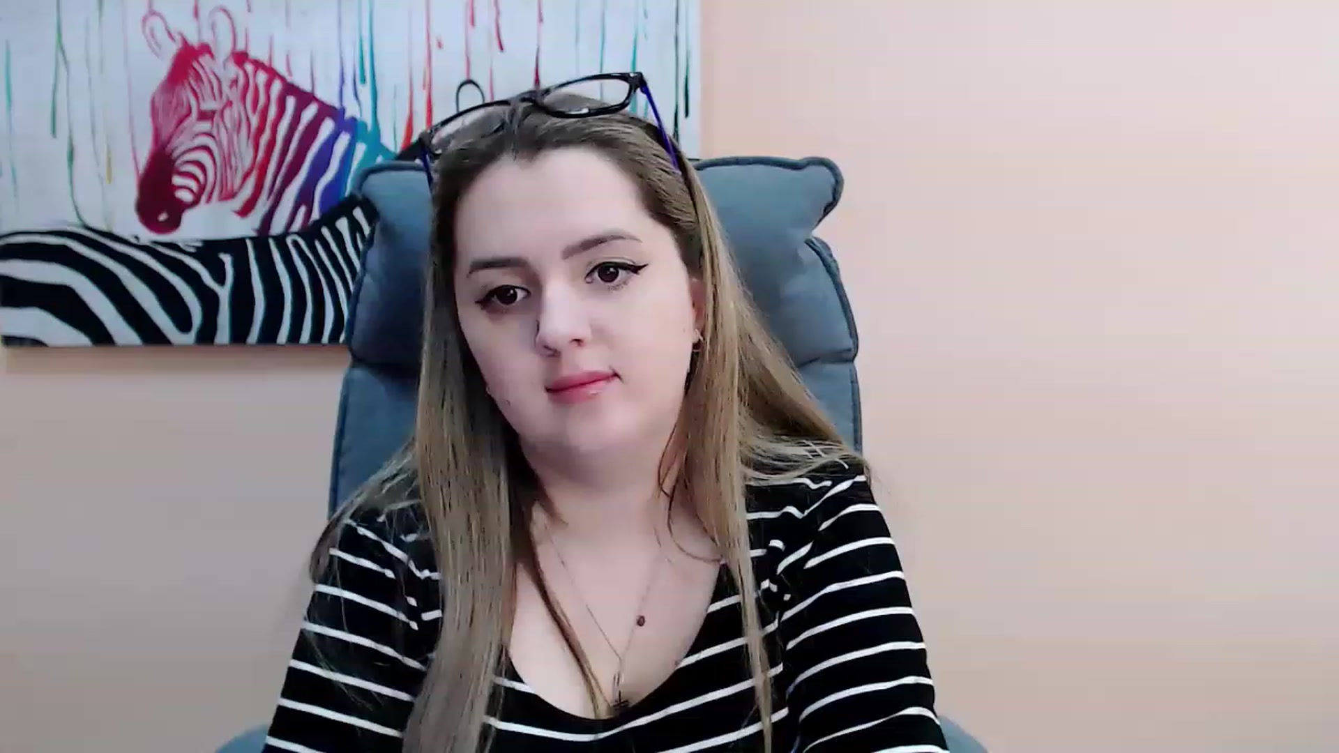 Gallery image thumbnail from Tina_eyes's myfreecams stream on, 03/20/2023, 13:45 image 19 of 20