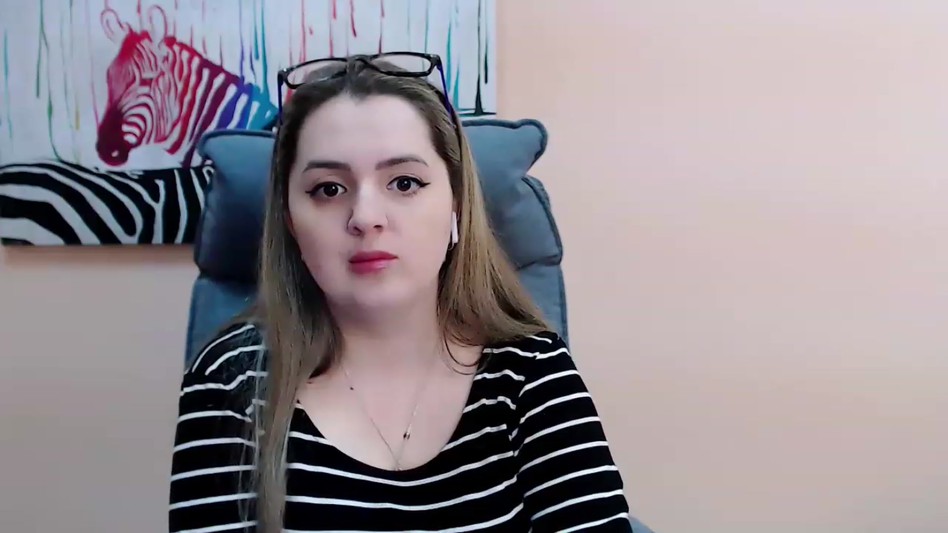 Gallery image thumbnail from Tina_eyes's myfreecams stream on, 03/20/2023, 13:45 image 7 of 20