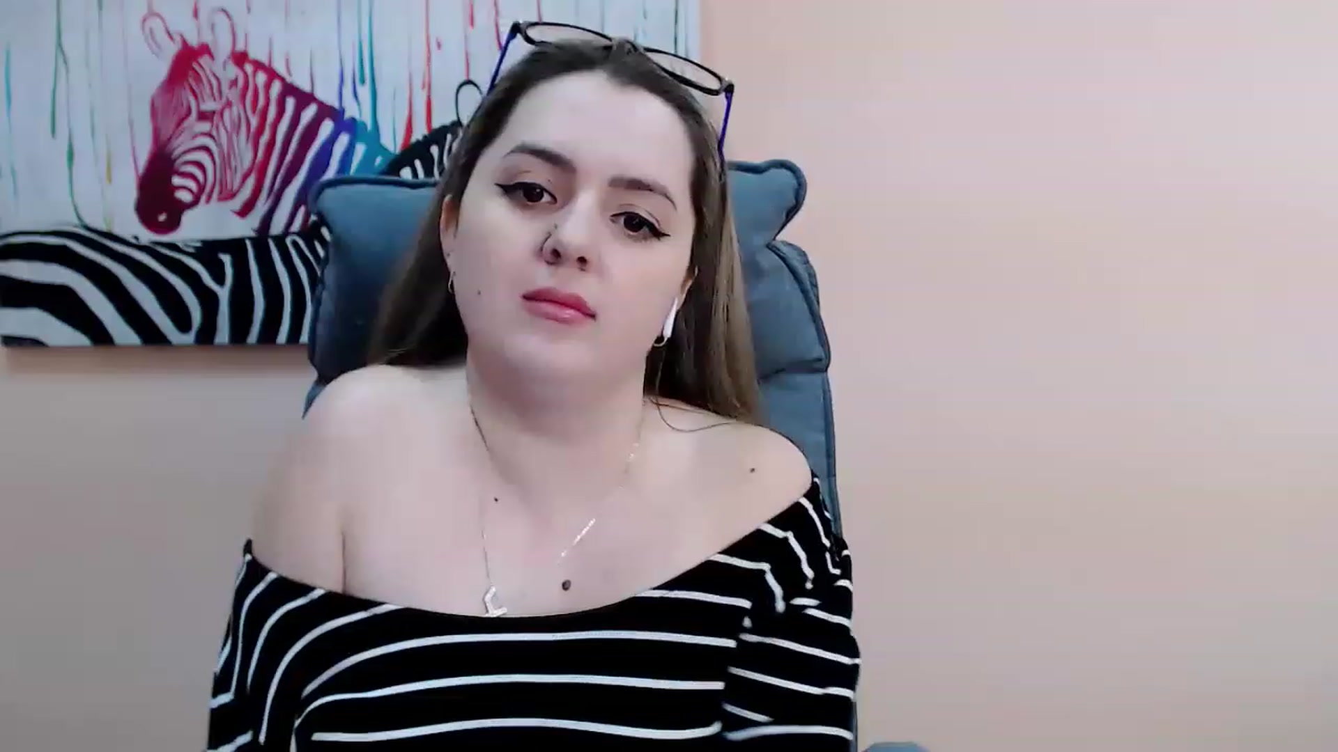 Gallery image thumbnail from Tina_eyes's myfreecams stream on, 03/20/2023, 13:45 image 2 of 20