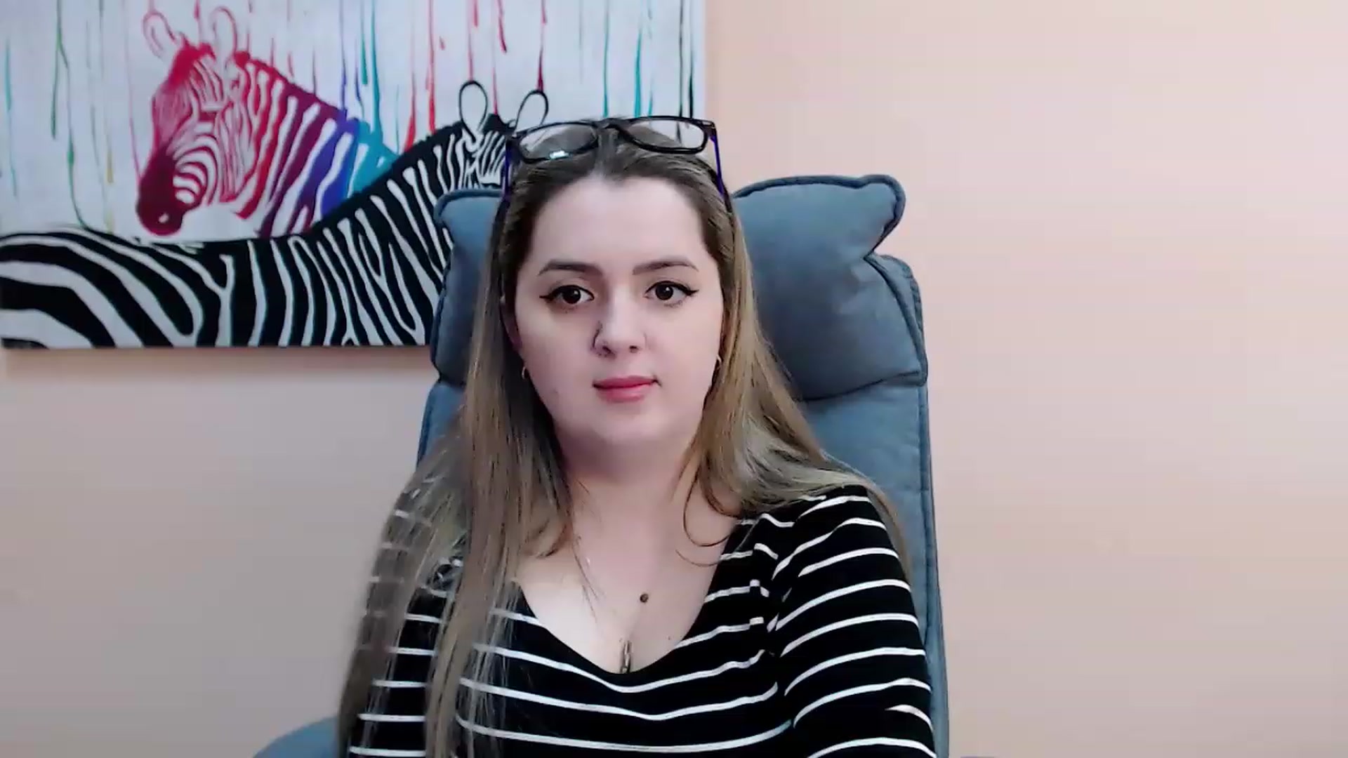 Gallery image thumbnail from Tina_eyes's myfreecams stream on, 03/20/2023, 13:45 image 14 of 20