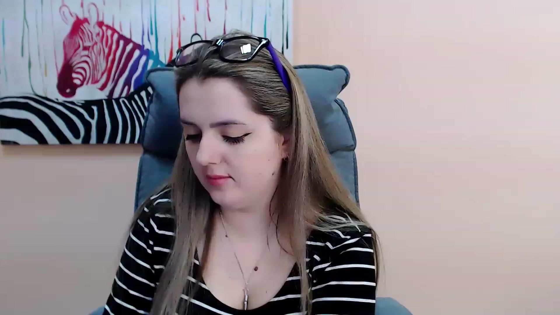 Gallery image thumbnail from Tina_eyes's myfreecams stream on, 03/20/2023, 13:45 image 20 of 20