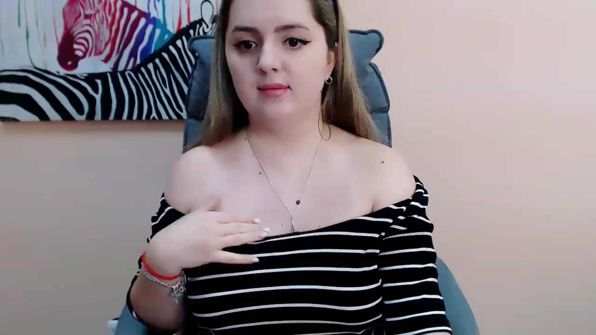 Gallery image thumbnail from Tina_eyes's myfreecams stream on, 03/20/2023, 14:10 image 20 of 20