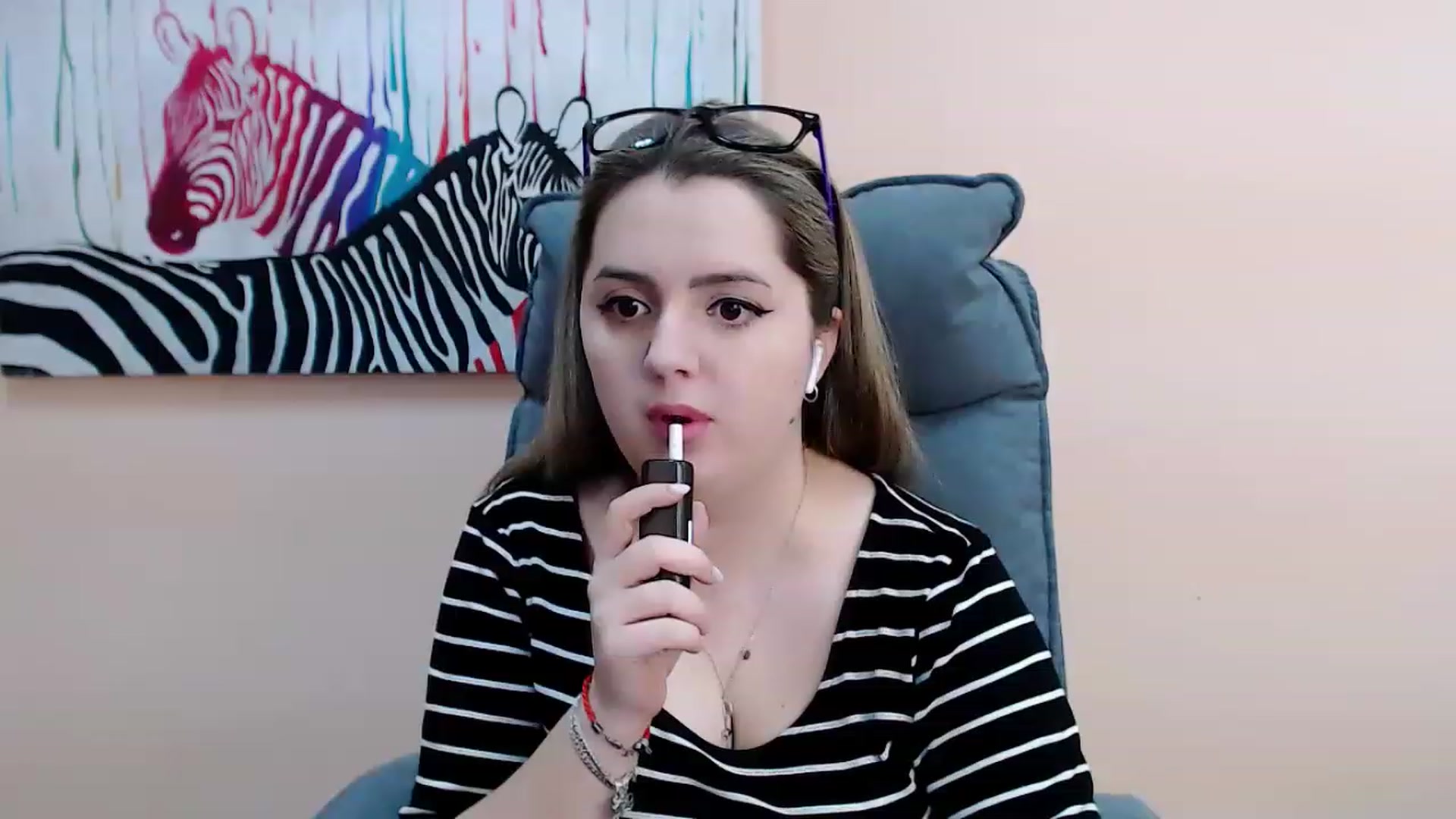 Gallery image thumbnail from Tina_eyes's myfreecams stream on, 03/20/2023, 14:10 image 9 of 20