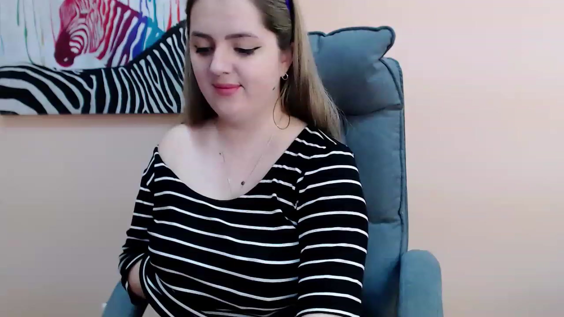 Gallery image thumbnail from Tina_eyes's myfreecams stream on, 03/20/2023, 14:10 image 19 of 20