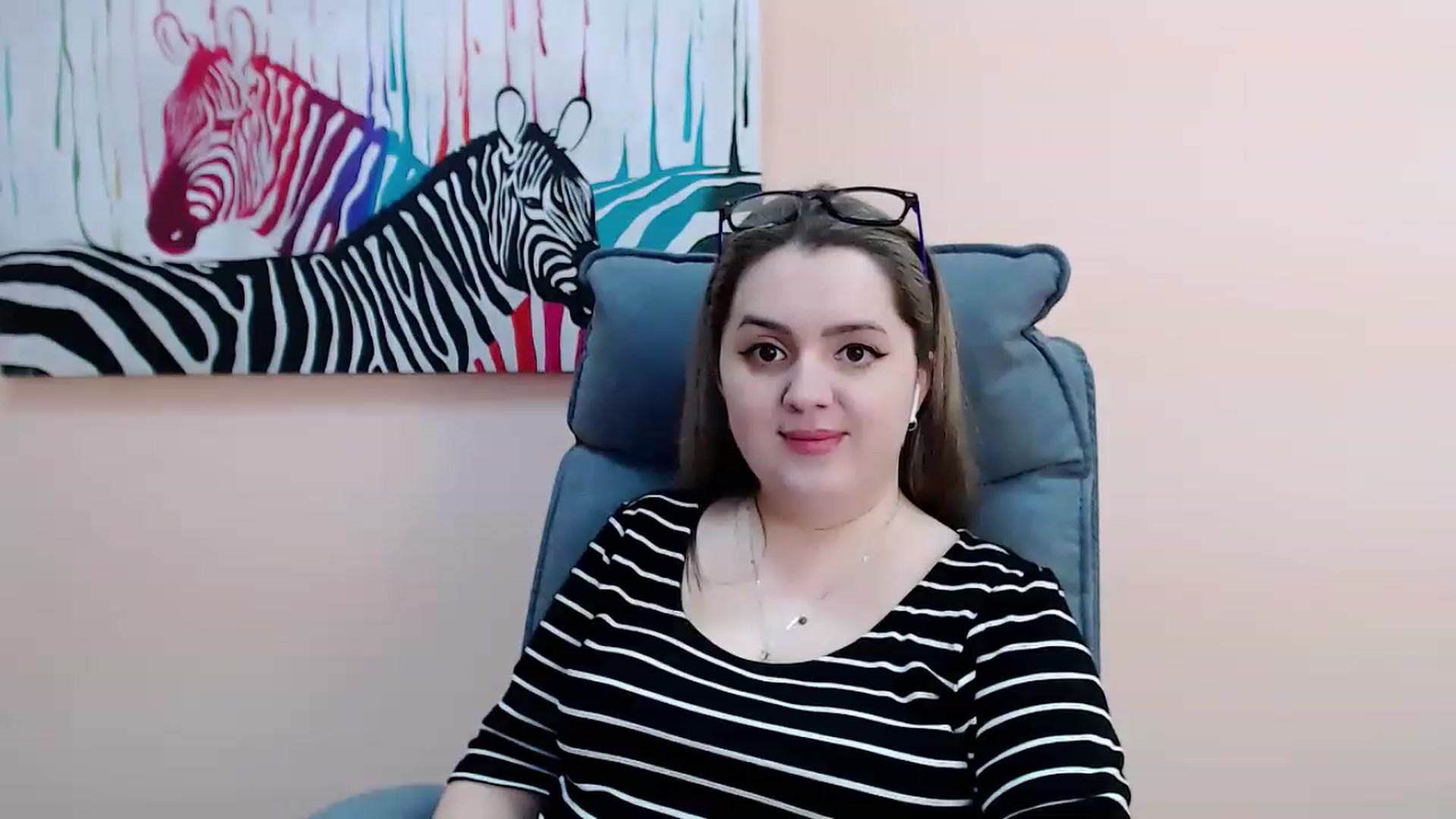 Gallery image thumbnail from Tina_eyes's myfreecams stream on, 03/20/2023, 14:10 image 5 of 20