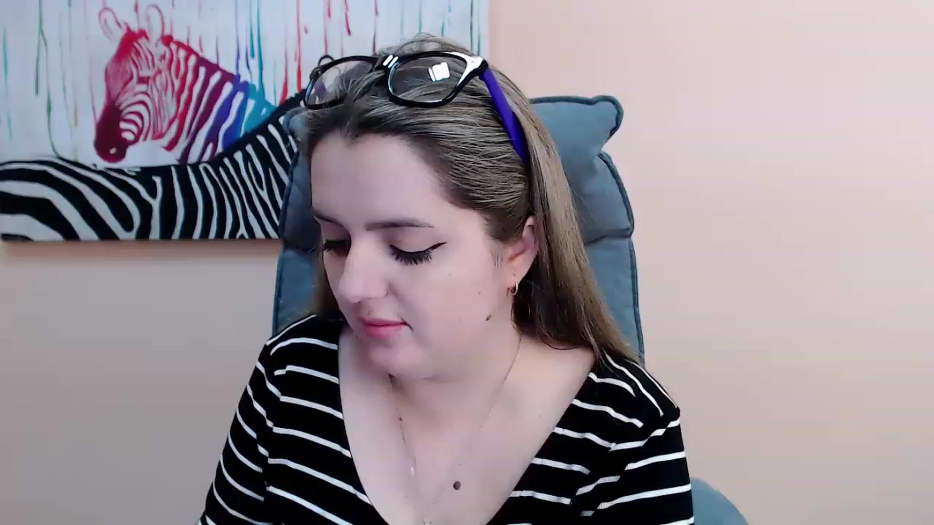 Gallery image thumbnail from Tina_eyes's myfreecams stream on, 03/20/2023, 14:10 image 1 of 20