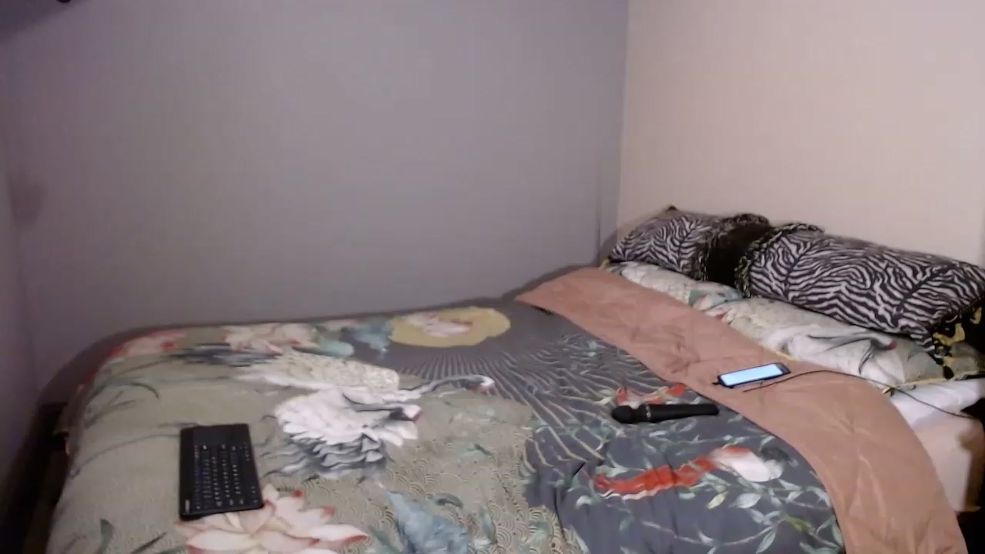 Gallery image thumbnail from Tina_j's myfreecams stream on, 02/06/2023, 21:09 image 4 of 20