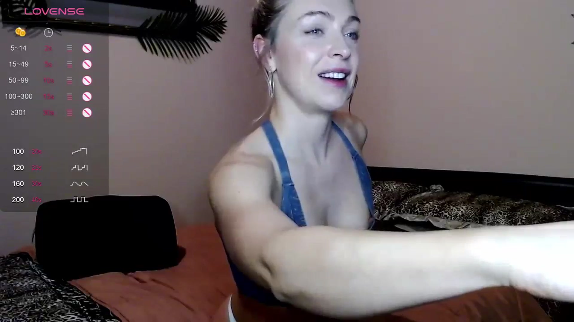 Gallery image thumbnail from Tina_j's myfreecams stream on, 01/08/2024, 20:10 image 13 of 20