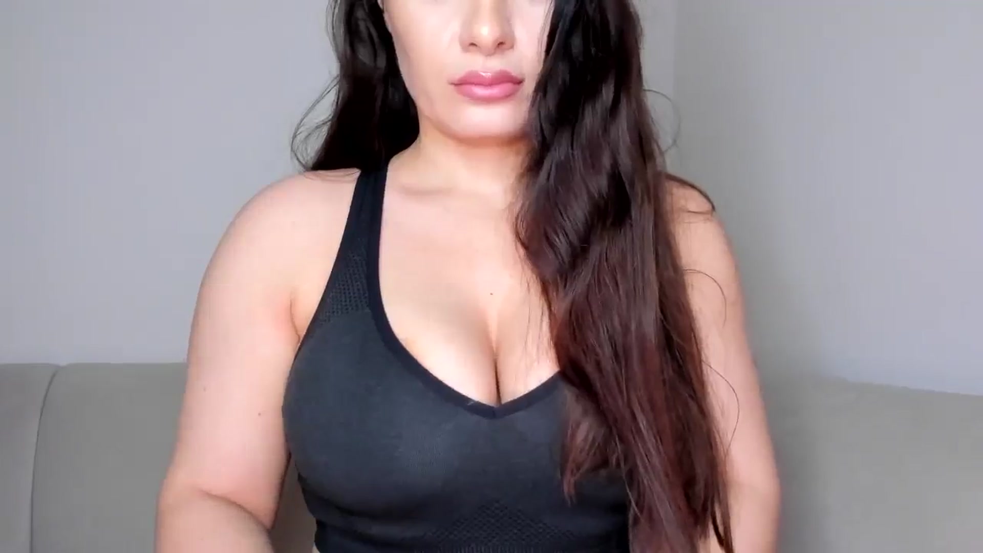 Gallery image thumbnail from Tinasweet__'s myfreecams stream on, 10/07/2025, 08:57 image 11 of 20