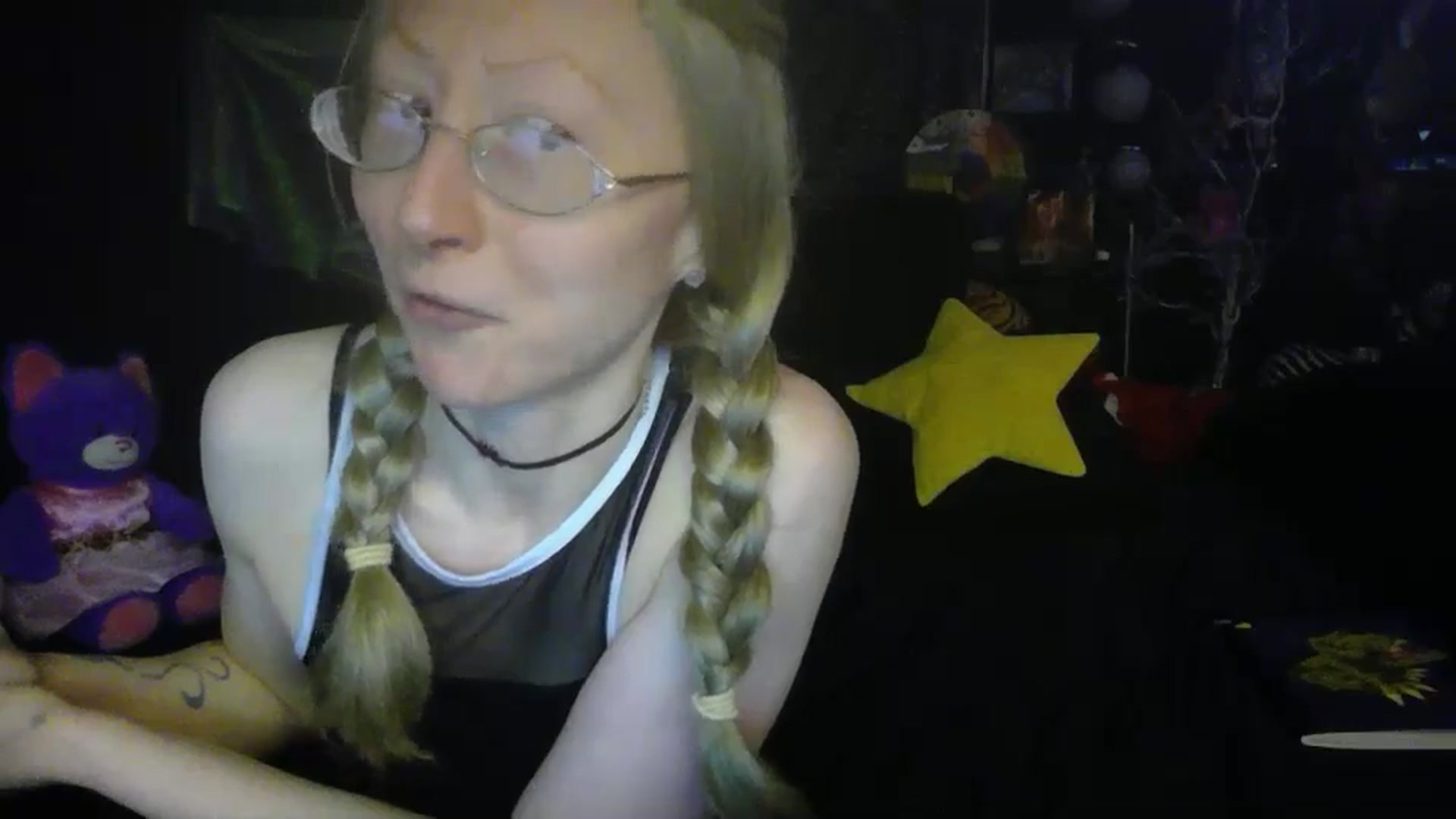 Gallery image thumbnail from TinkaMischief's myfreecams stream on, 05/21/2025, 06:44 image 16 of 20