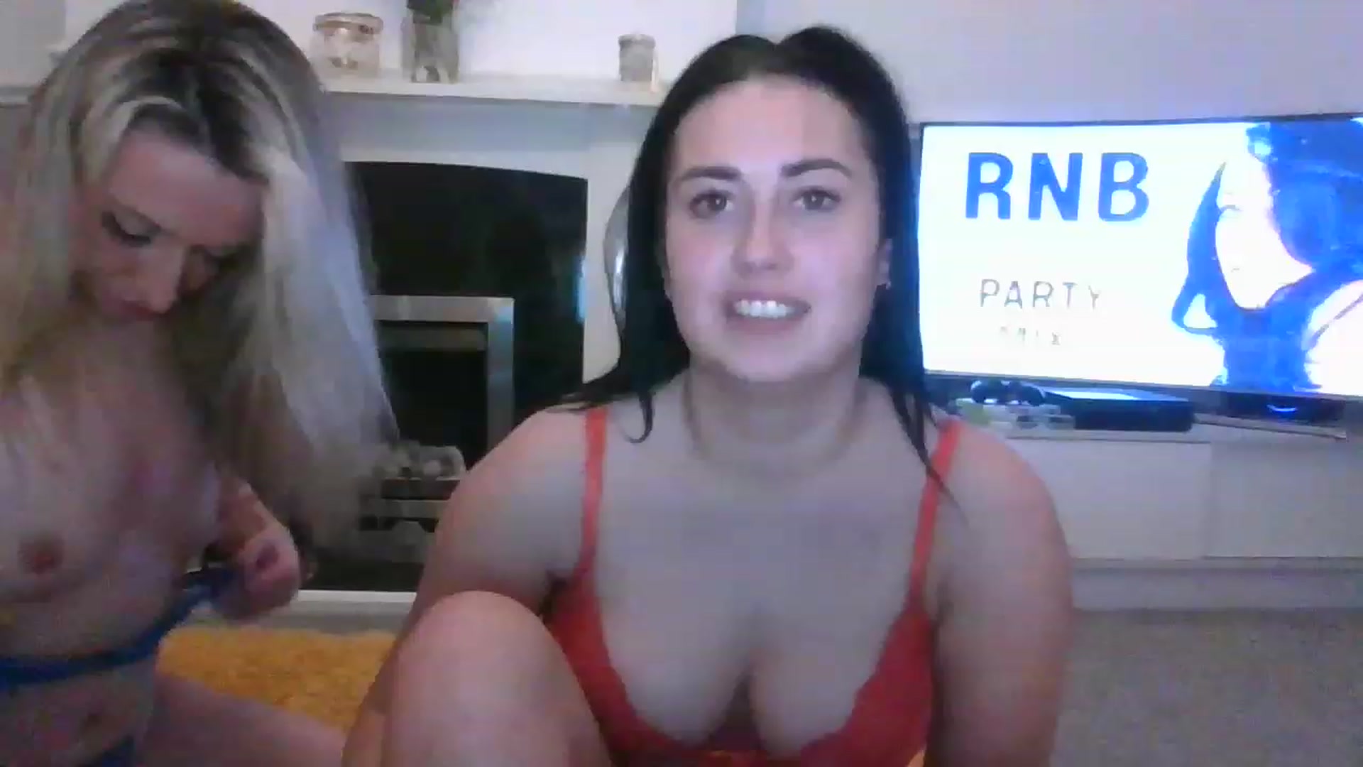 Gallery image thumbnail from Tinkerbell53's myfreecams stream on, 12/14/2022, 23:42 image 9 of 20