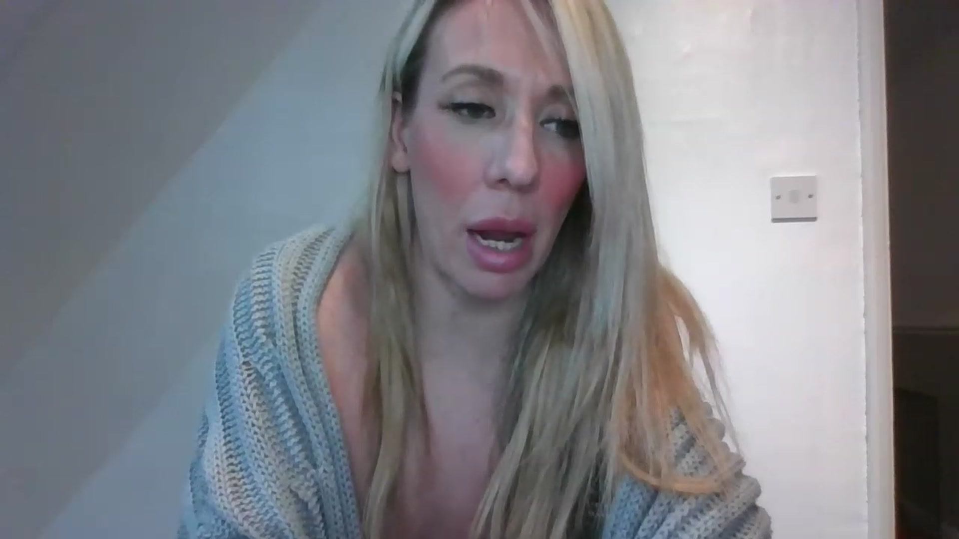 Gallery image thumbnail from Tinkerbell53's myfreecams stream on, 01/27/2023, 01:52 image 15 of 20