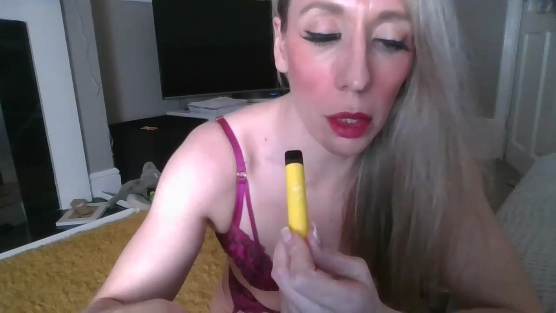 Gallery image thumbnail from Tinkerbell53's myfreecams stream on, 02/13/2023, 06:49 image 8 of 20