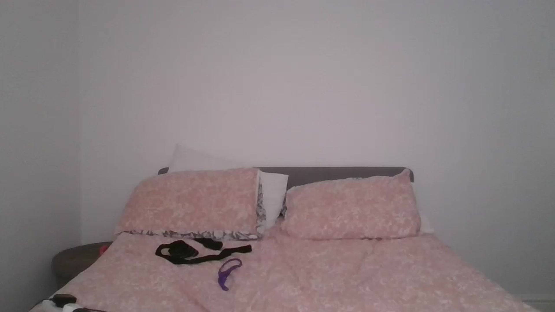 Gallery image thumbnail from Tinkerbell53's myfreecams stream on, 03/06/2023, 24:01 image 2 of 20
