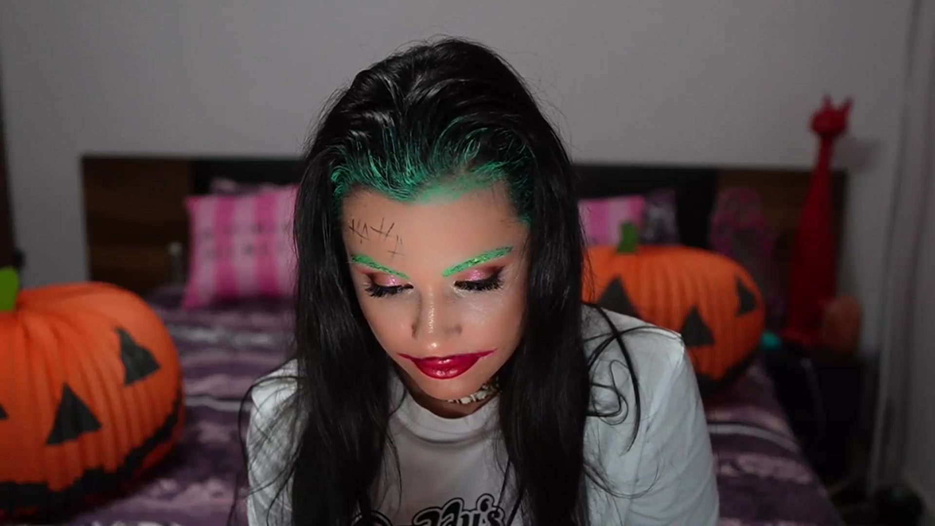 Gallery image thumbnail from TinyAndrea's myfreecams stream on, 10/31/2023, 22:57 image 19 of 20