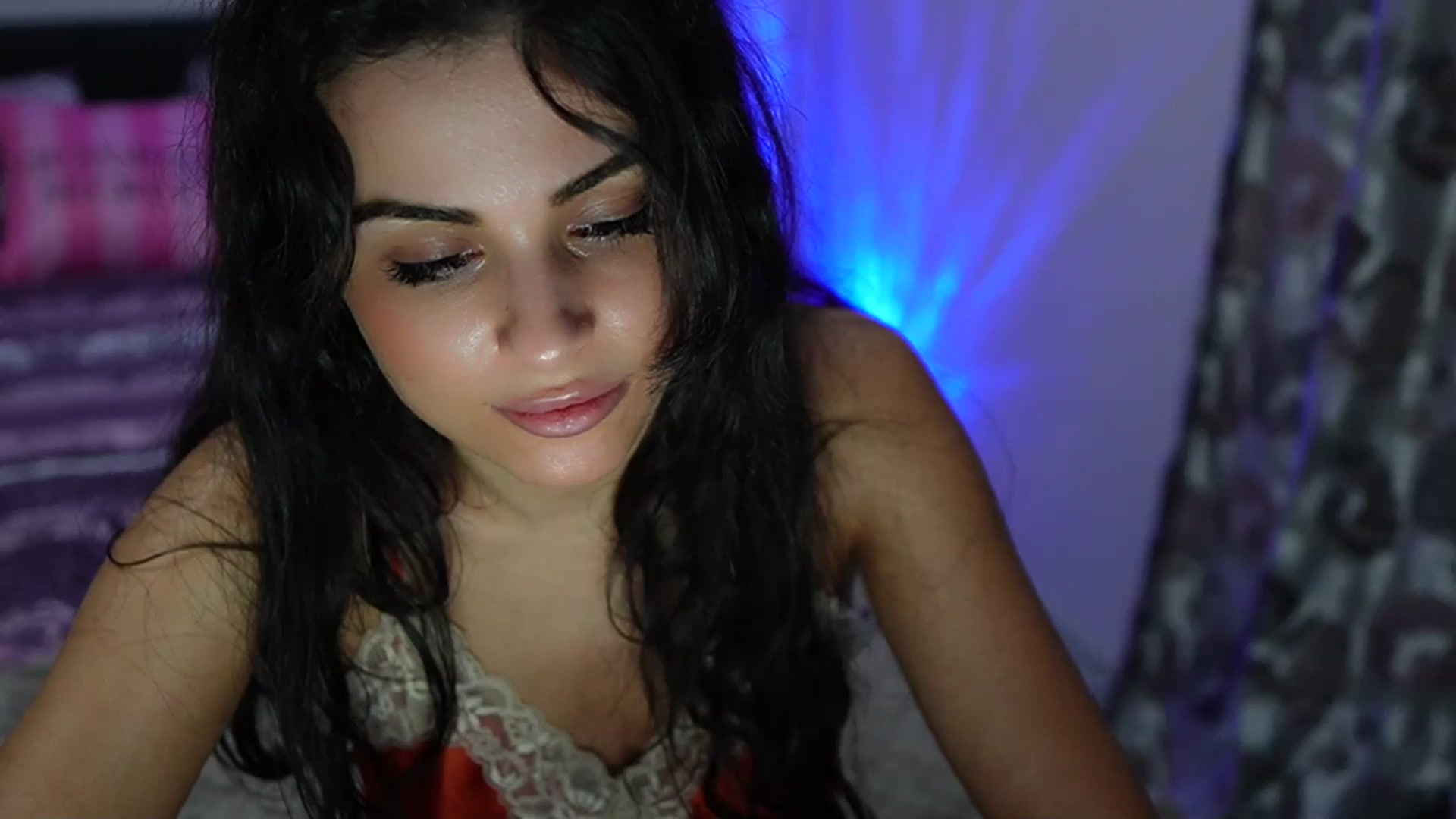 Gallery image thumbnail from TinyAndrea's myfreecams stream on, 11/02/2023, 04:50 image 17 of 20
