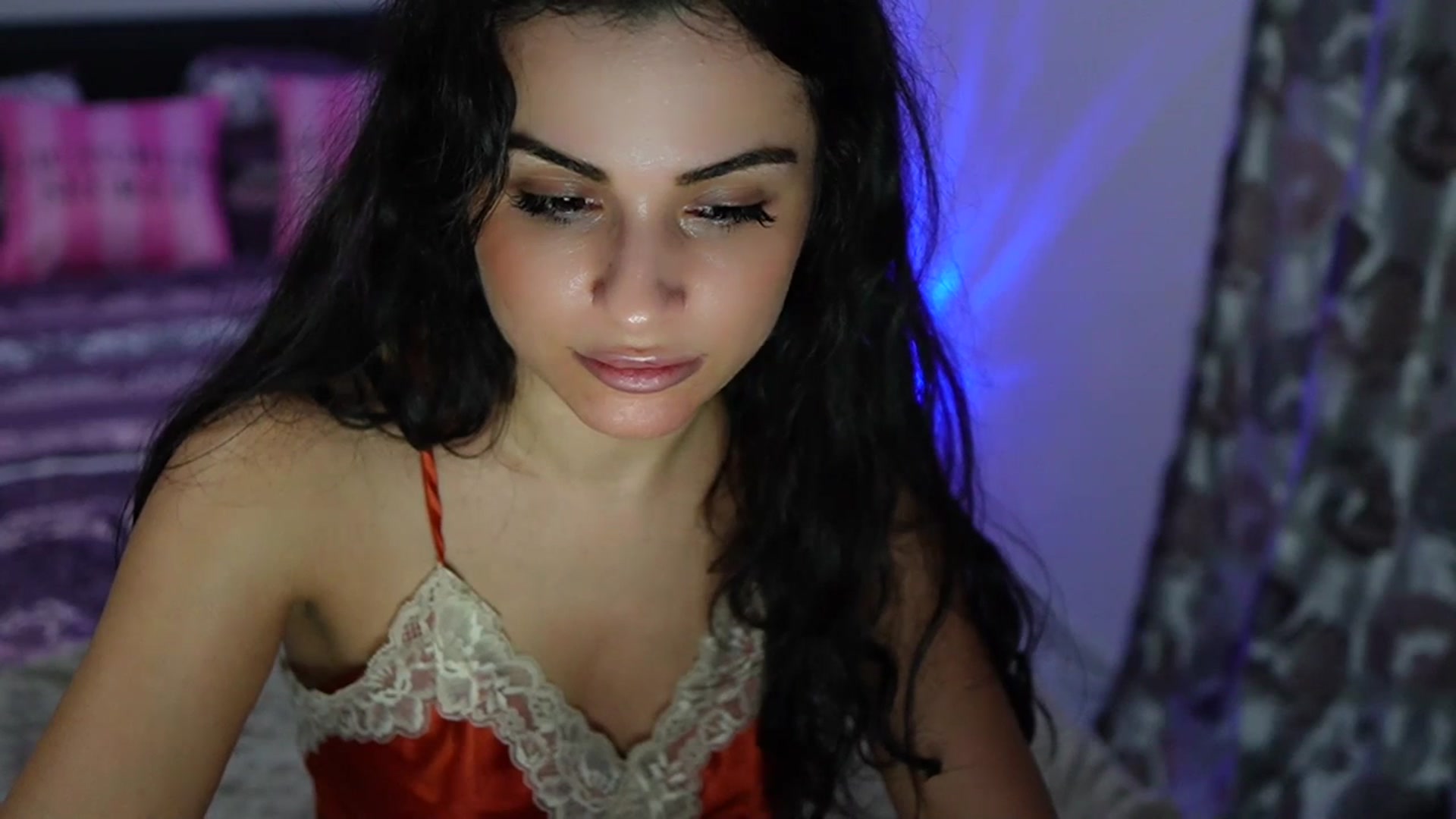 Gallery image thumbnail from TinyAndrea's myfreecams stream on, 11/02/2023, 04:50 image 18 of 20