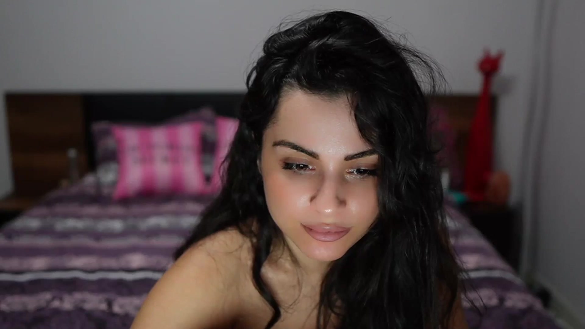 Gallery image thumbnail from TinyAndrea's myfreecams stream on, 11/03/2023, 24:43 image 18 of 20