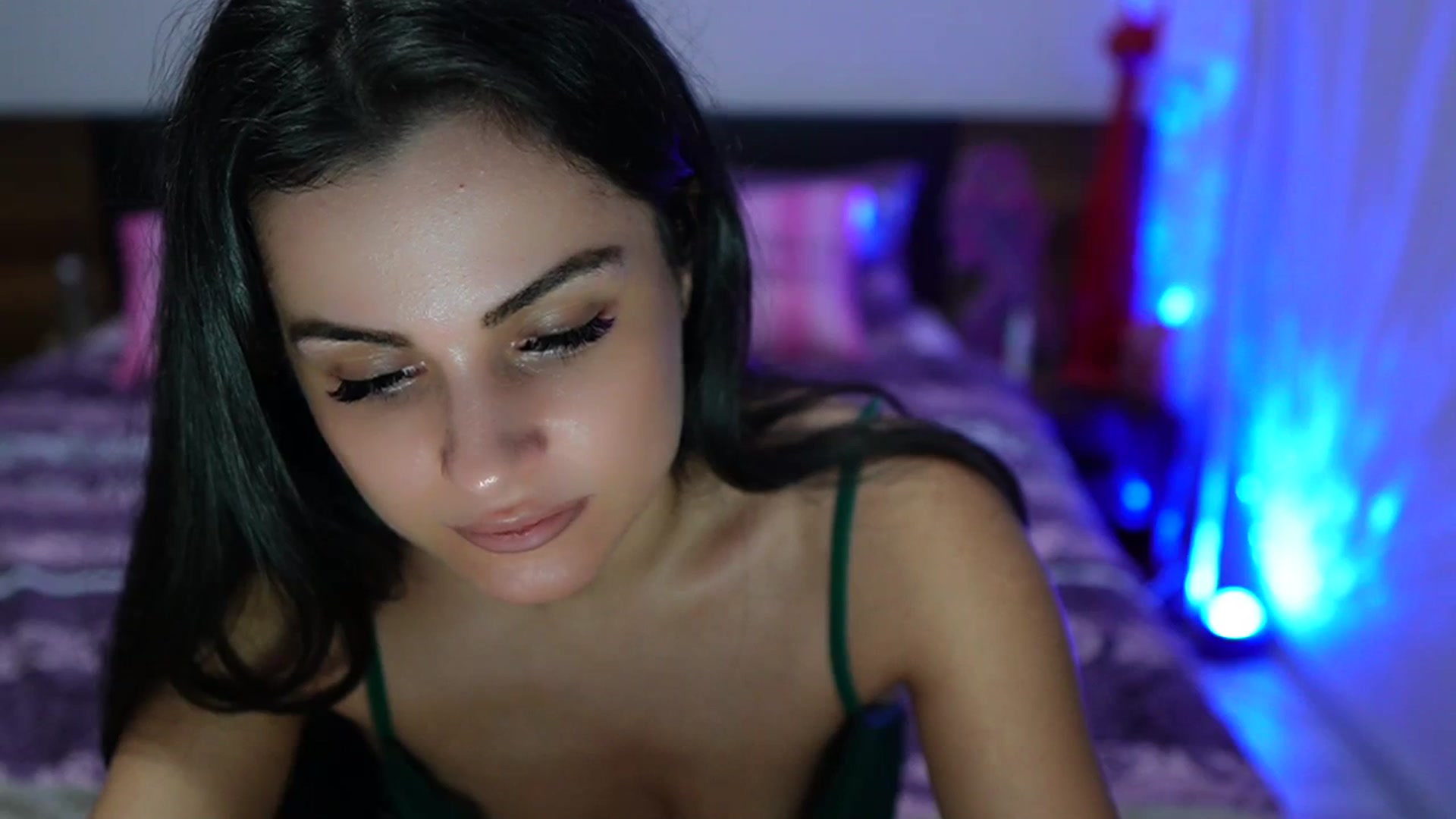 Gallery image thumbnail from TinyAndrea's myfreecams stream on, 11/04/2023, 04:42 image 7 of 20