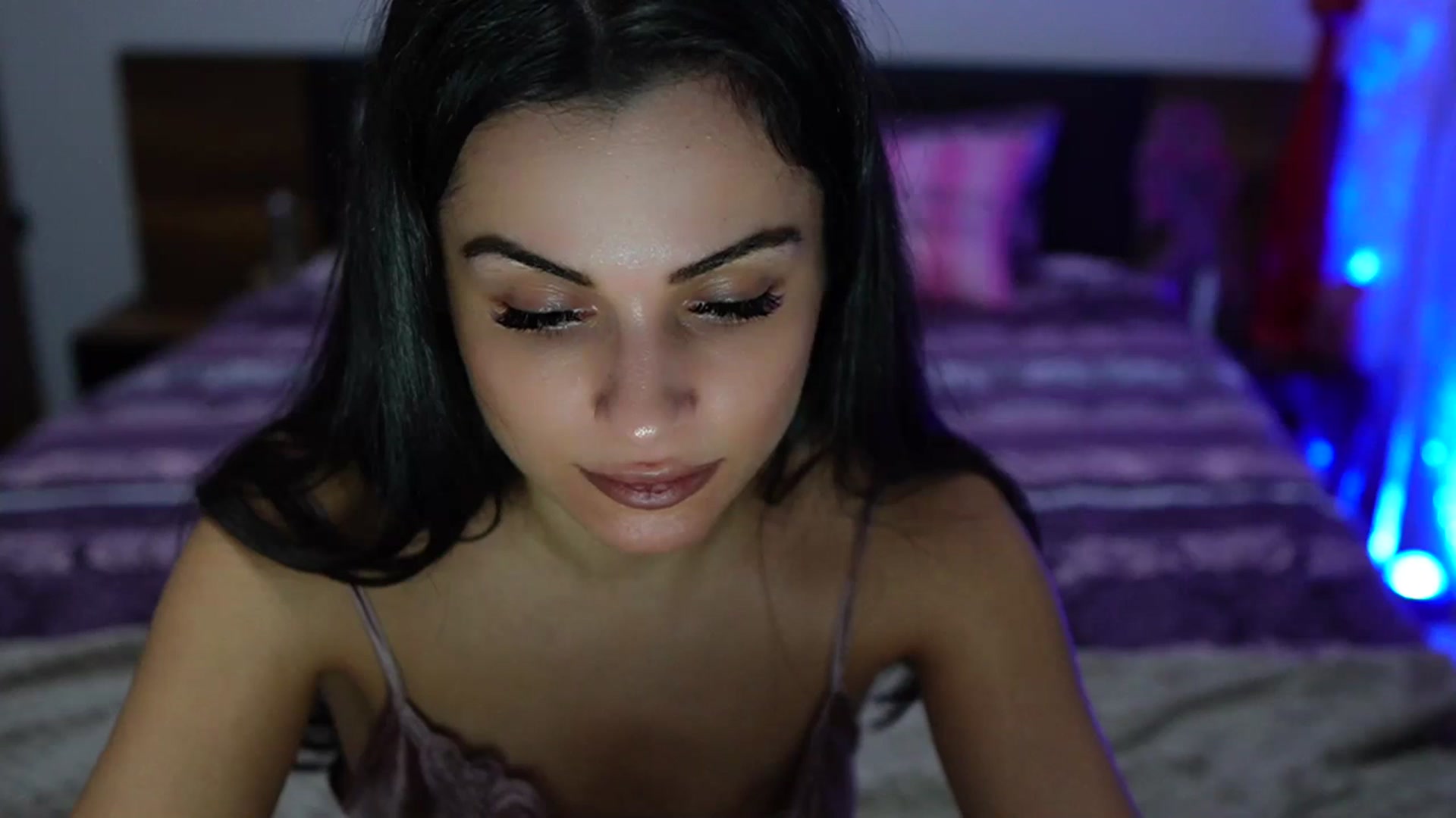 Gallery image thumbnail from TinyAndrea's myfreecams stream on, 11/05/2023, 02:11 image 7 of 20