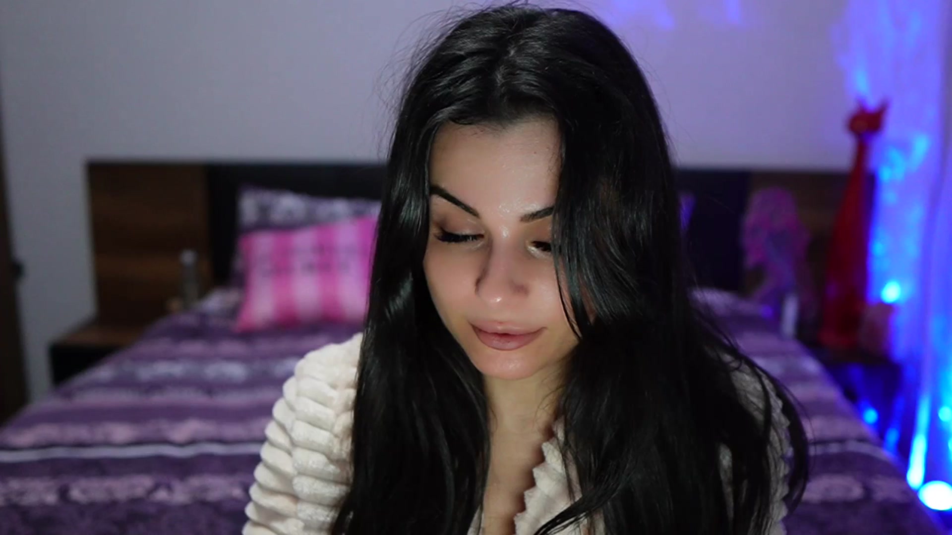 Gallery image thumbnail from TinyAndrea's myfreecams stream on, 11/05/2023, 05:01 image 20 of 20