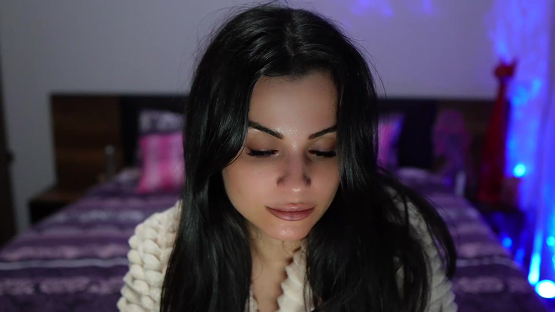 Gallery image thumbnail from TinyAndrea's myfreecams stream on, 11/05/2023, 05:01 image 18 of 20