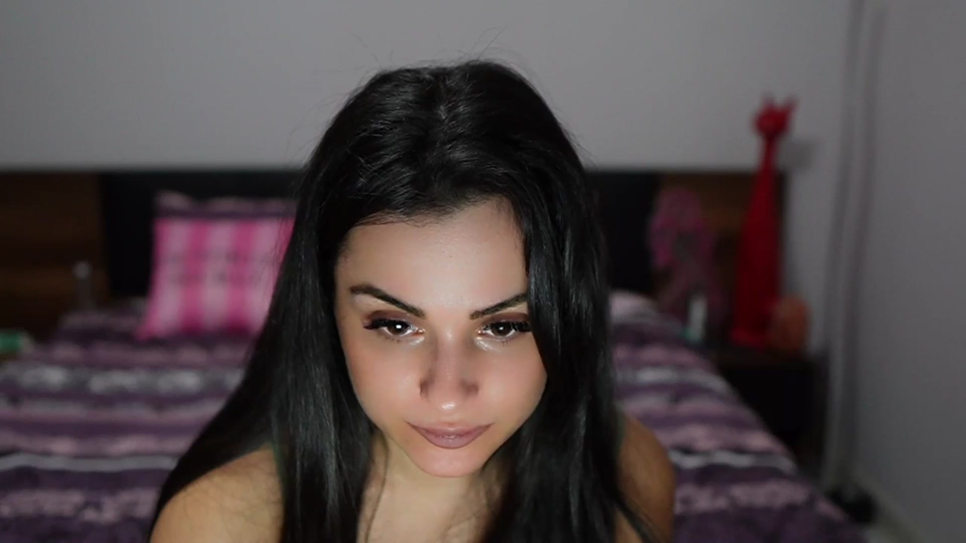 Gallery image thumbnail from TinyAndrea's myfreecams stream on, 11/06/2023, 03:44 image 8 of 20